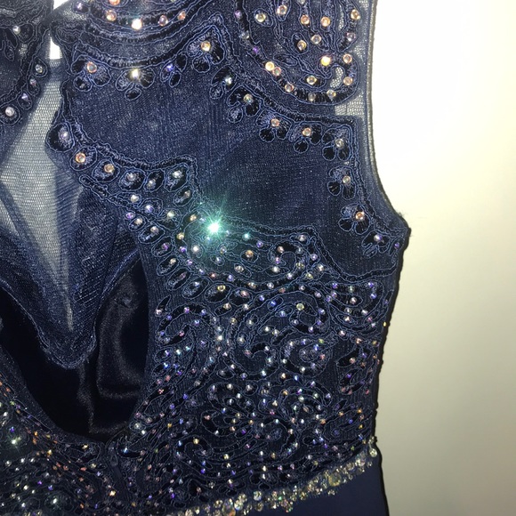 Navy prom dress - Picture 5 of 7